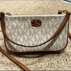 SOLD - Michael Kors Jet Set Pouchette